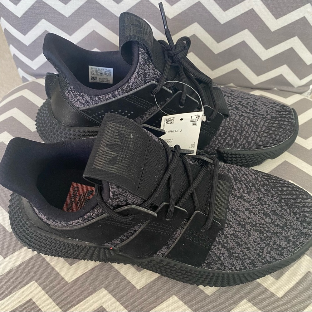 NEW! ADIDAS PROPHERE J - Picture 4 of 16